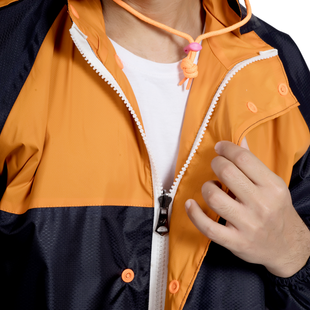 93M Reversible Skin Taping Rainsuit - Image 52