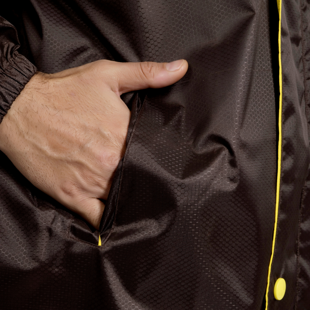 93M Reversible Skin Taping Rainsuit - Image 45