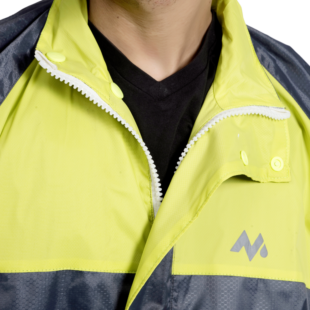 93M Reversible Skin Taping Rainsuit - Image 29