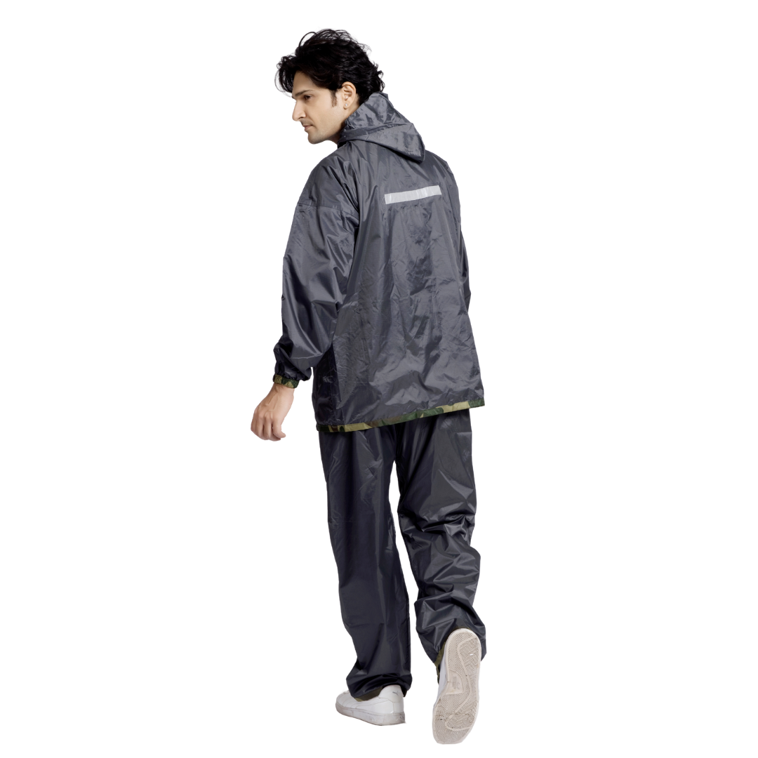 94M Reversible DESIRE FIGHTER Taping Rainsuit - Image 53